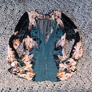 247 - 🌼🧿 Free Spirit Gypsy Soul Blouse 🧿🌼 Free People | Size Medium